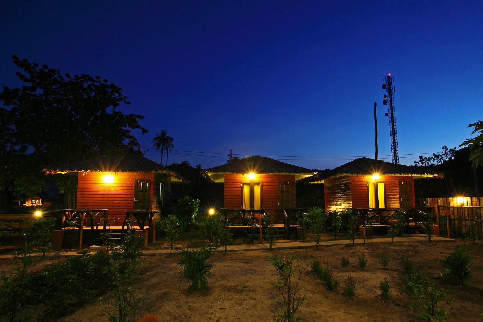 PP Red Tuna Hut Islas Phi Phi Exterior foto