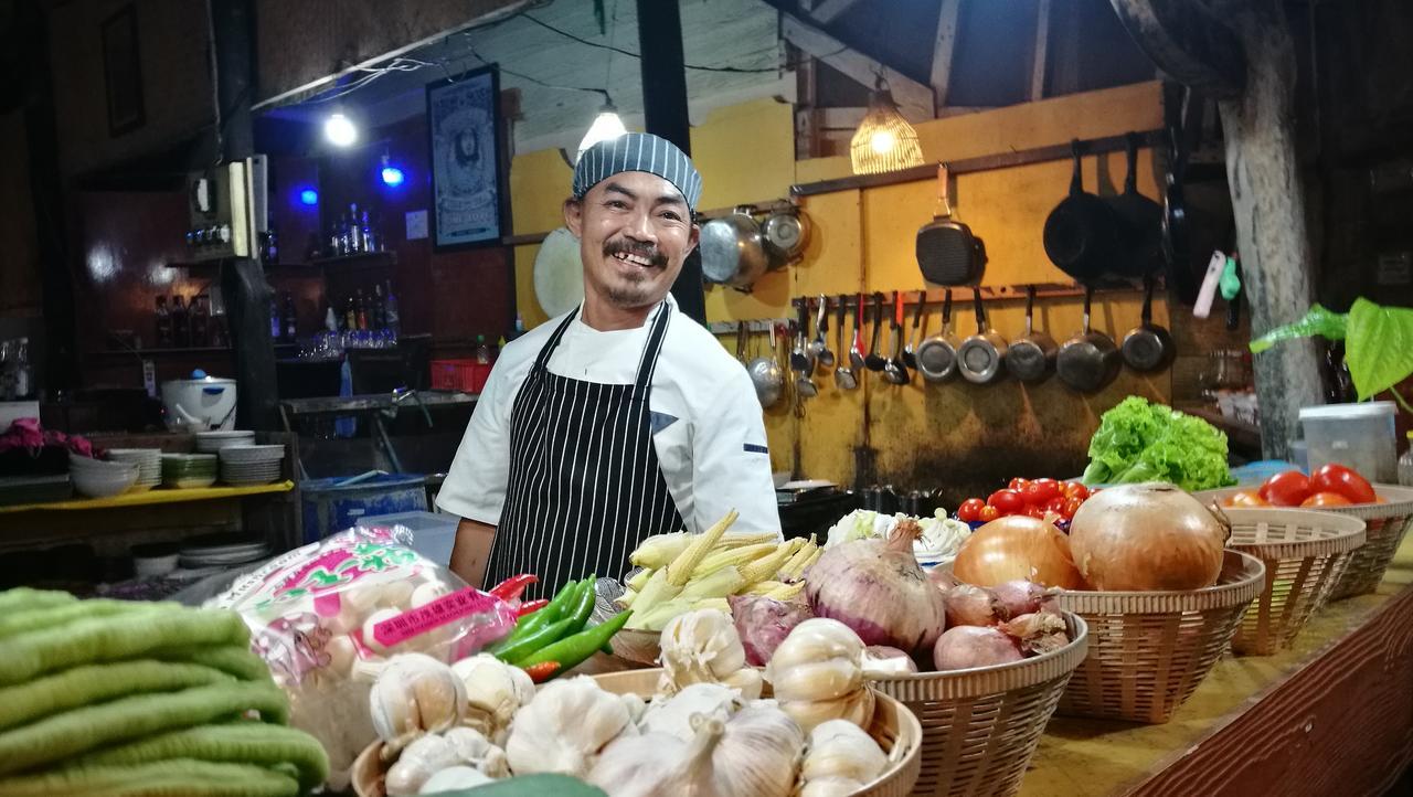 PP Red Tuna Hut Islas Phi Phi Exterior foto